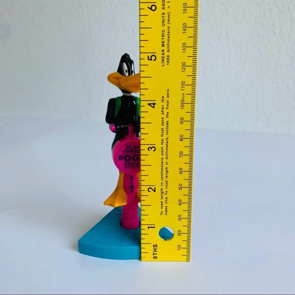 NEW Warner Bros Daffy Duck Action Figure